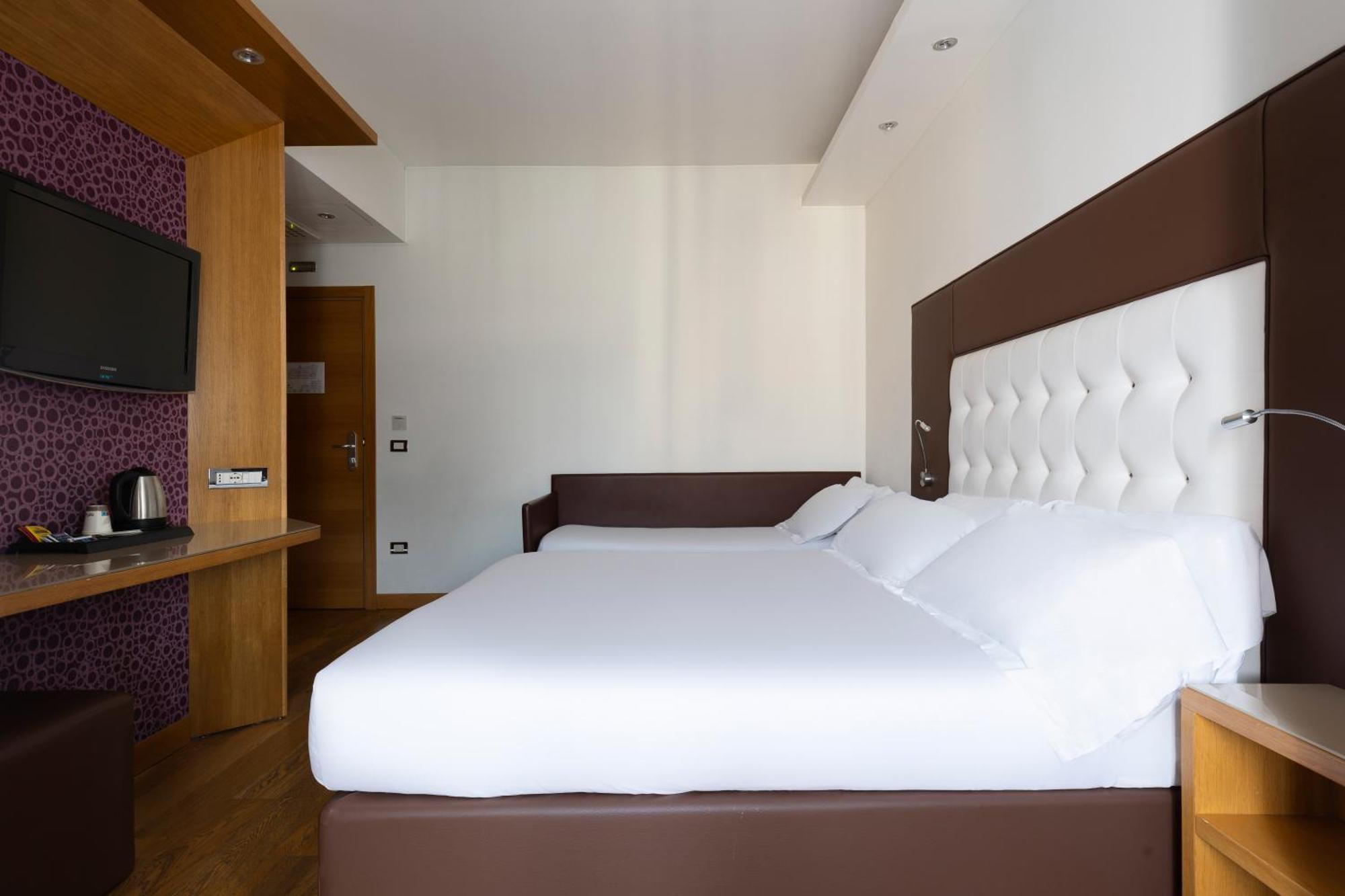 Royal Hotel 4*