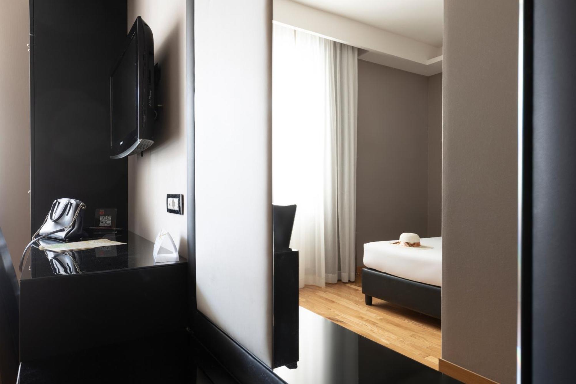 Hotel Royal 4*
