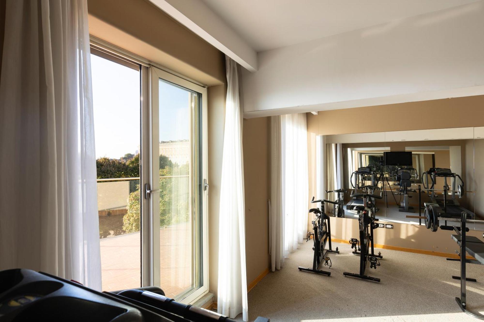 Royal 4* Caserta