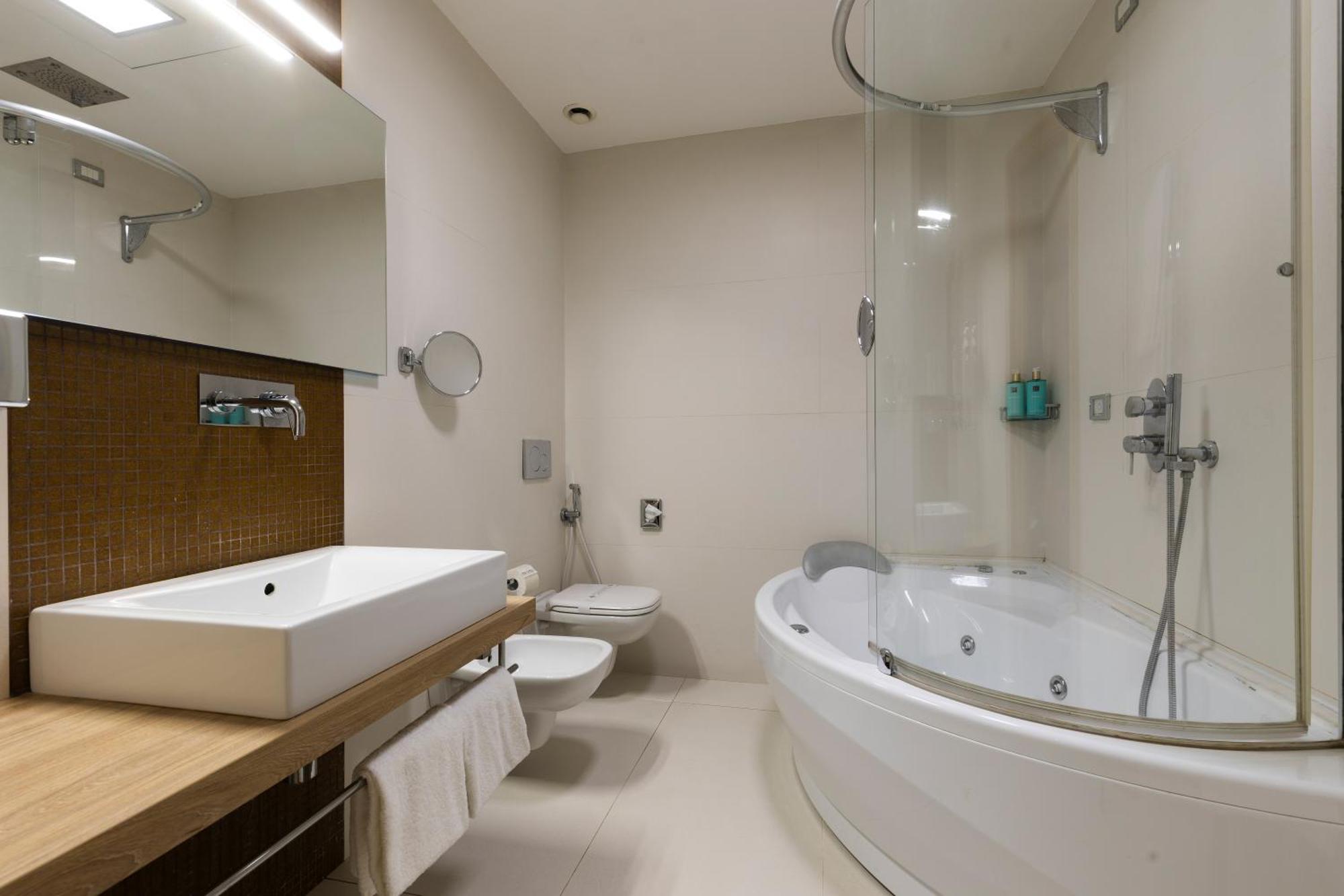 Royal Hotel 4*